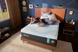 Menopause and Night Sweats: How to Stay Comfortable Overnight