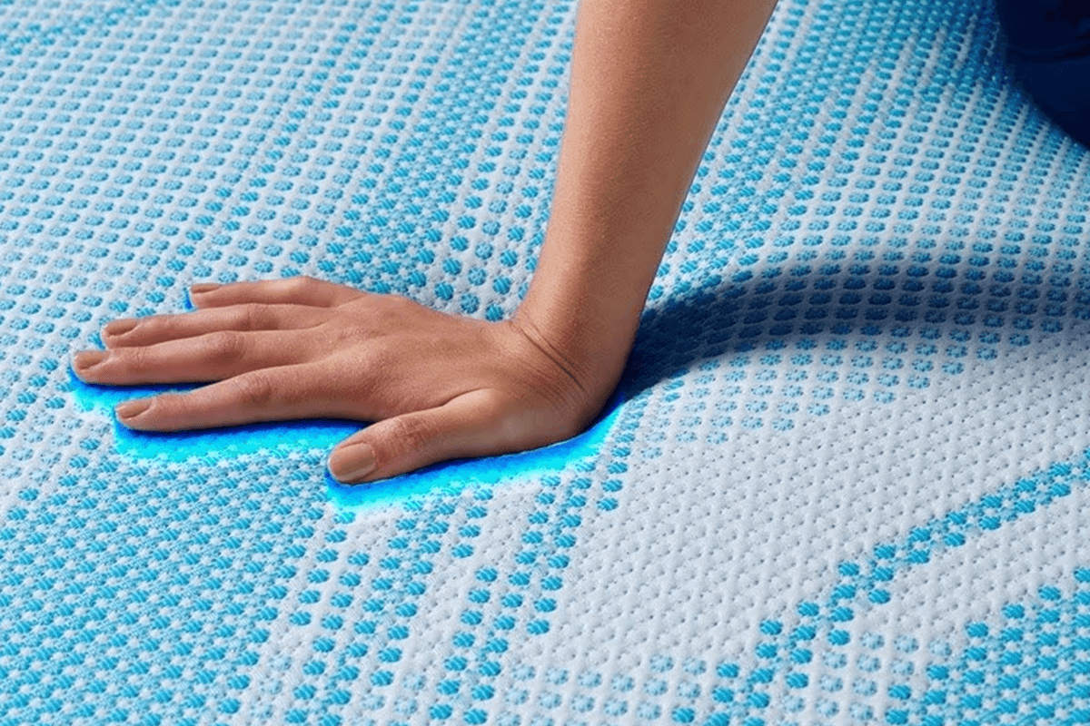 How TEMPUR-Breeze® Helps Manage Heat | Tempur-Pedic